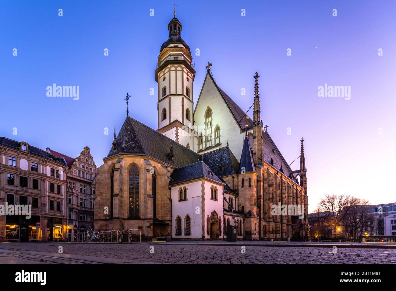 Leipzig, Thomaskirche, blaue Stunde Stock Photo