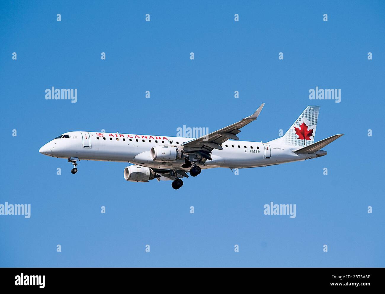 Air Canada Jet Airplane Embraer 190-100IGW C-FMZR Stock Photo