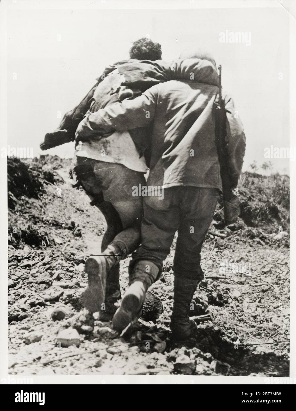 Us army helmet world war ii hi-res stock photography and images - Alamy