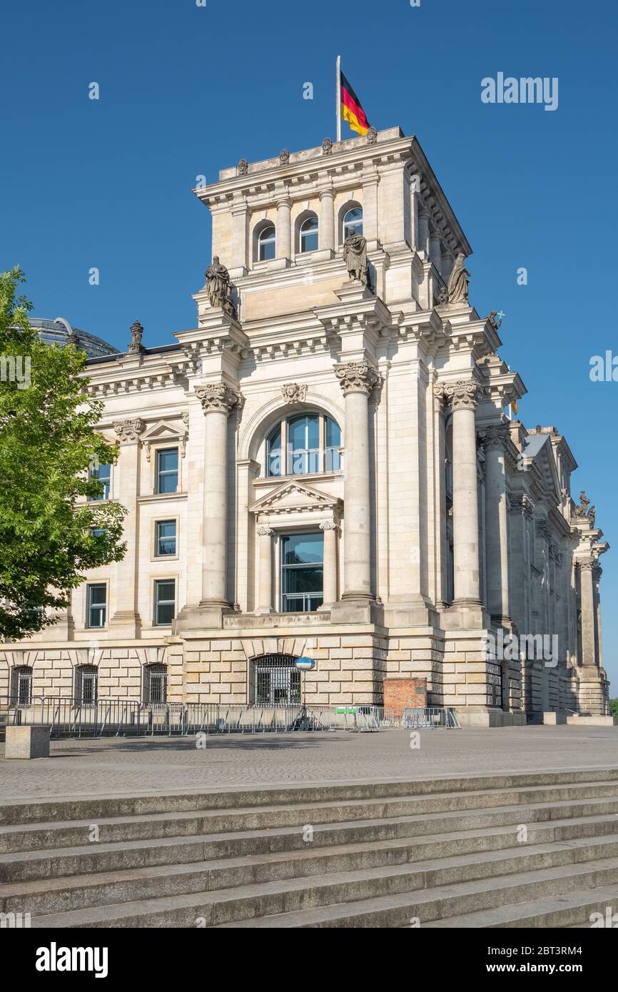 German government architecture hi-res stock photography and images - Alamy