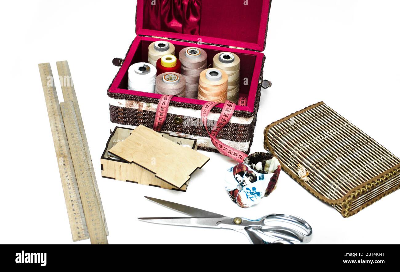 Sewing accessories: scissors, needle, ruler, sewing thread, isolated on ...