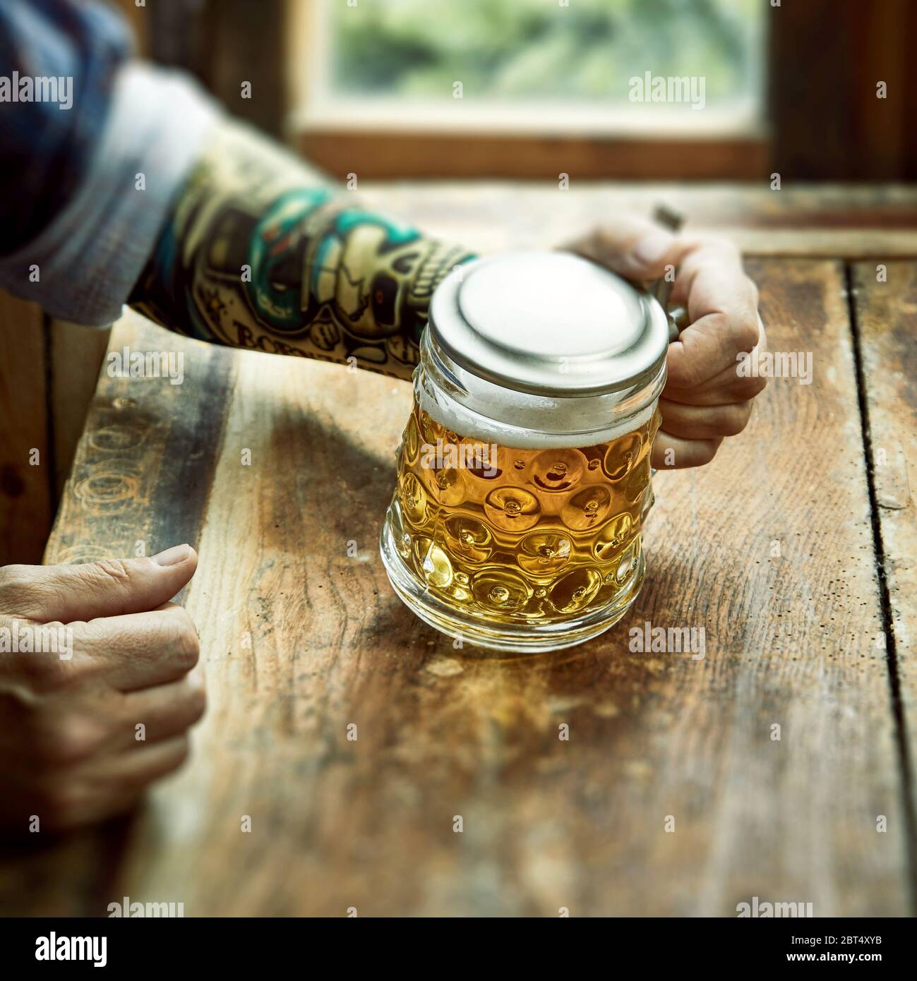 Dipsomania hires stock photography and images Alamy