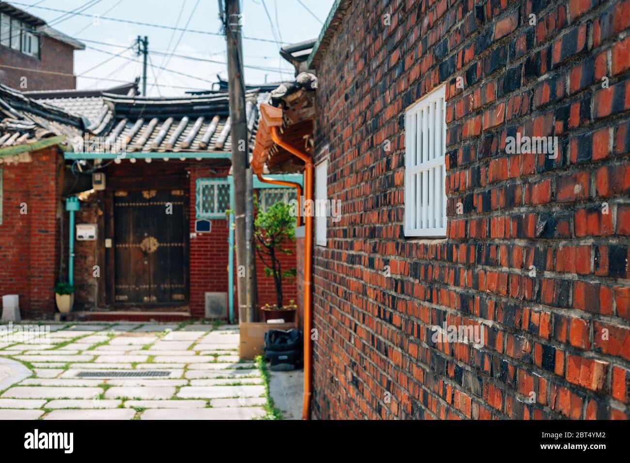 Seoul south korea back street hi-res stock photography and images - Alamy