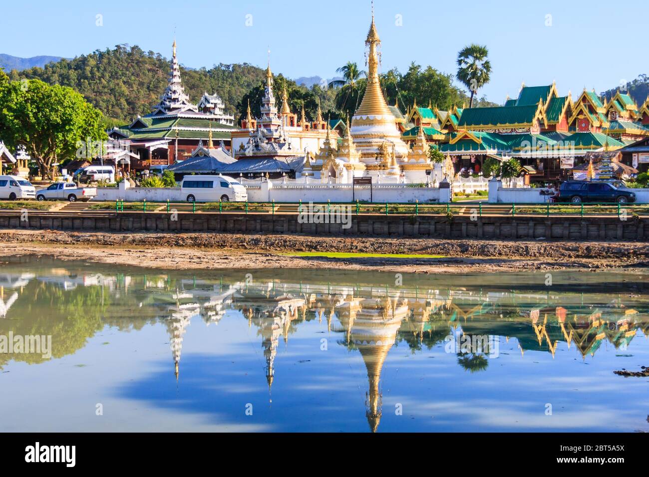 Wat Chong Kham in Mae Hong Son, Northern Thailand Stock Photo