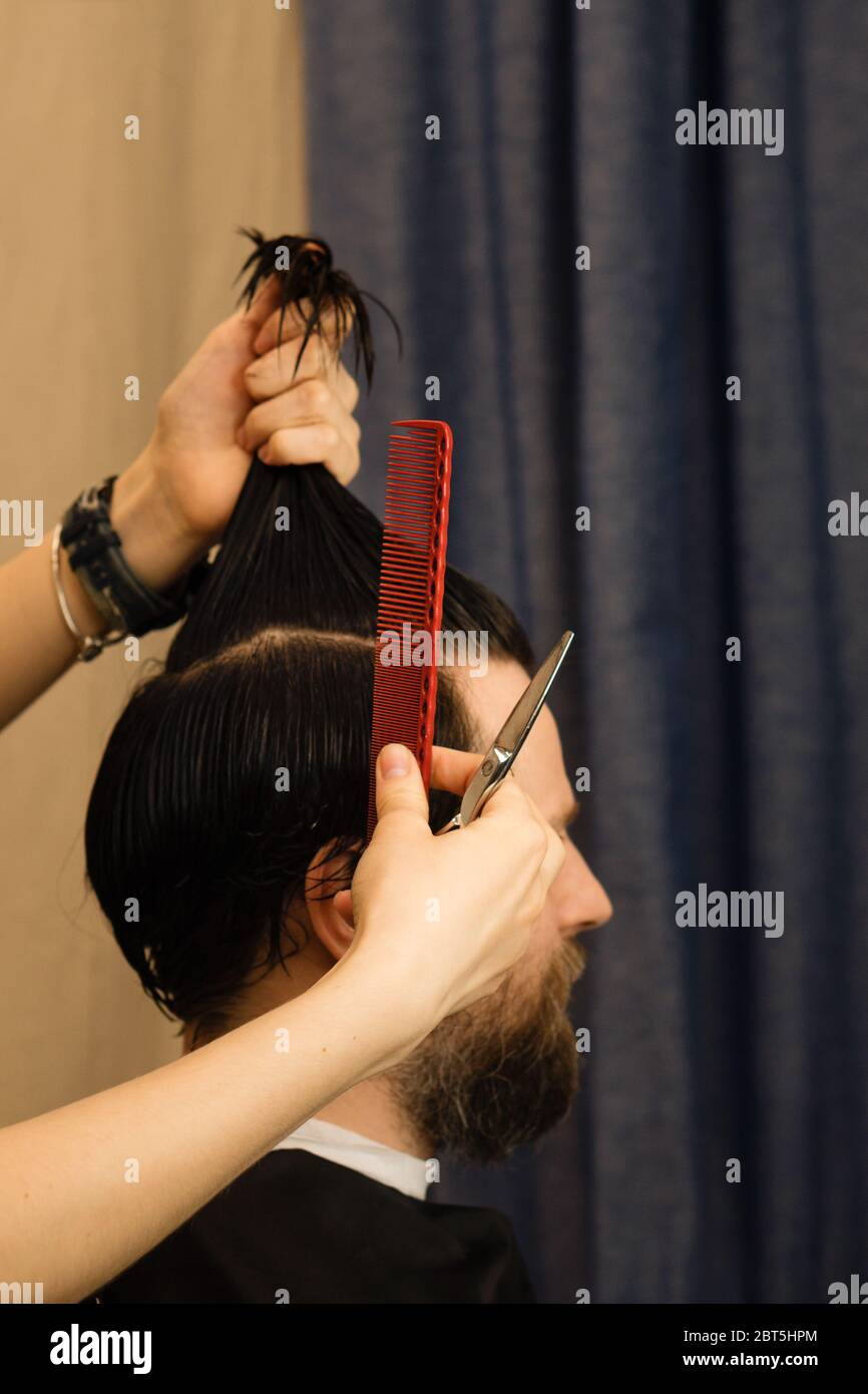 comb that cuts mens hair