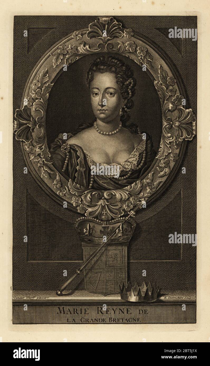 Queen Mary II of Great Britain, co-reign with King William III, Marie Reyne de la Grande Bretagne. With decollete dress trimmed with lace and pearls. Crown, sceptre and coat of arms. Copperplate engraving by Etienne Desrochers after Adriaen van der Werff from Isaac de Larreys Histoire dAngleterre, dEcosse et dIrlande, Amsterdam, 1730. Stock Photo