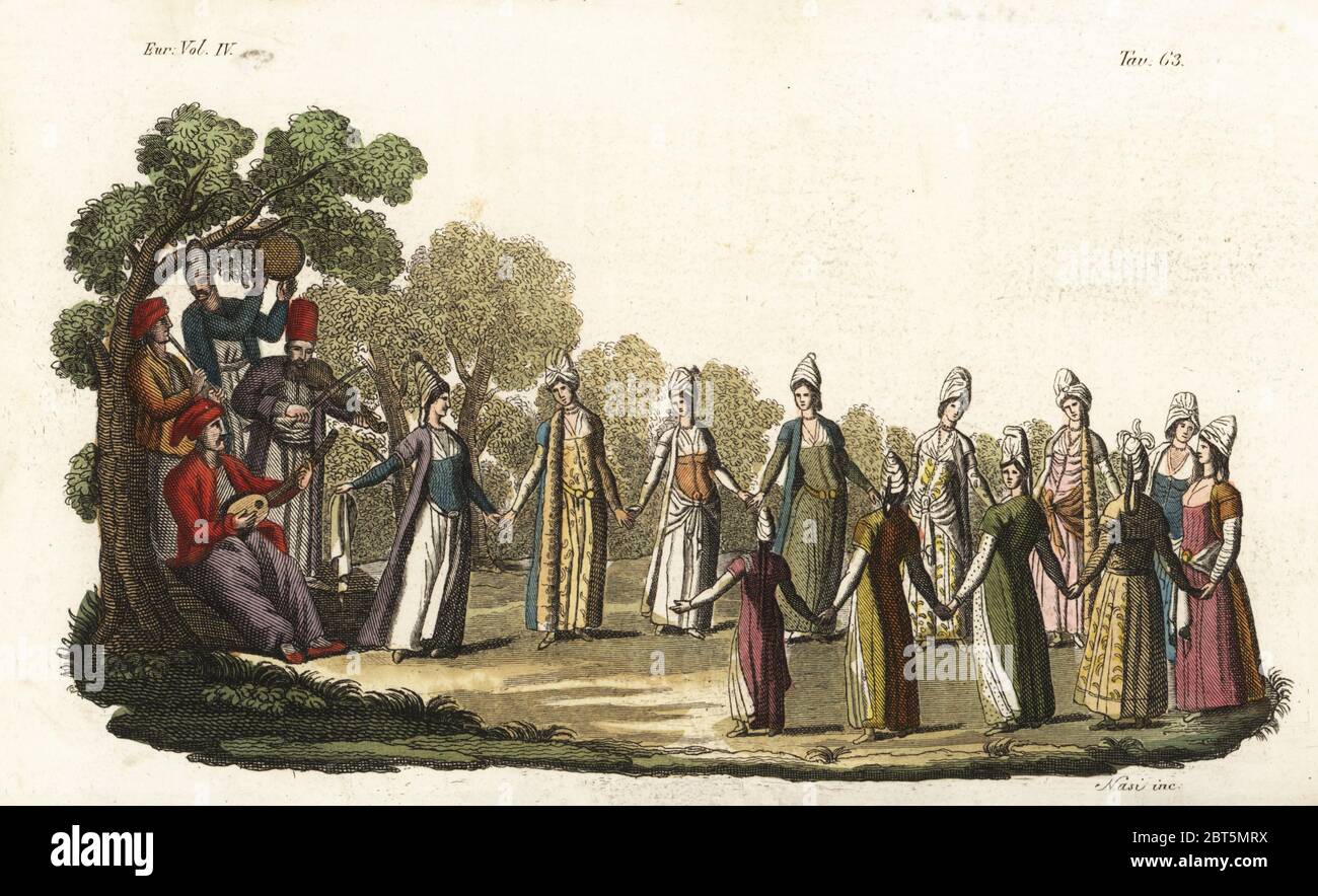 Greek women dancing in Istanbul. Band of musicians with lute, violin, horn and drun. La romeca. Danse des femmes greques. Il ballo la Romeca. Handcoloured copperplate engraving by Nasi from Giulio Ferrarios Costumes Ancient and Modern of the Peoples of the World, Il Costume Antico e Modern o Story, Florence, 1842.. Copied from Ignace Mouradgea dOhssons Tableau General de lEmpire Othoman, Paris, 1790. Copied from Choiseul Gouffiers Voyage pittoresque de la Grece, 1782. Stock Photo