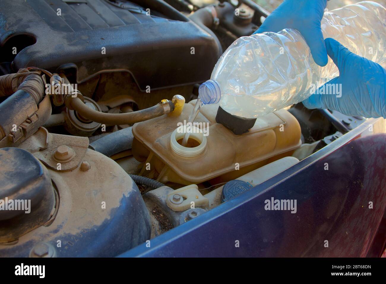Car radiator tank hi-res stock photography and images - Alamy