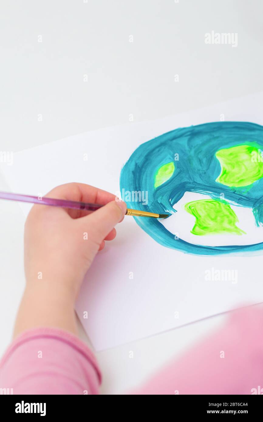 Drawing, Painting and Coloring Earth for Kids & Toddlers