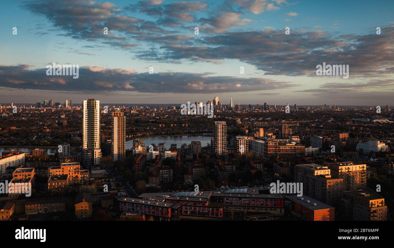City of london aerial hi-res stock photography and images - Alamy