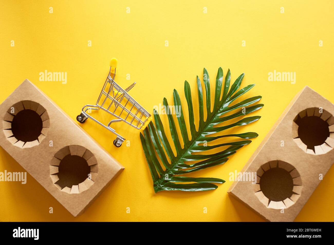 Food delivery, cardboard cup shopping for ready meals