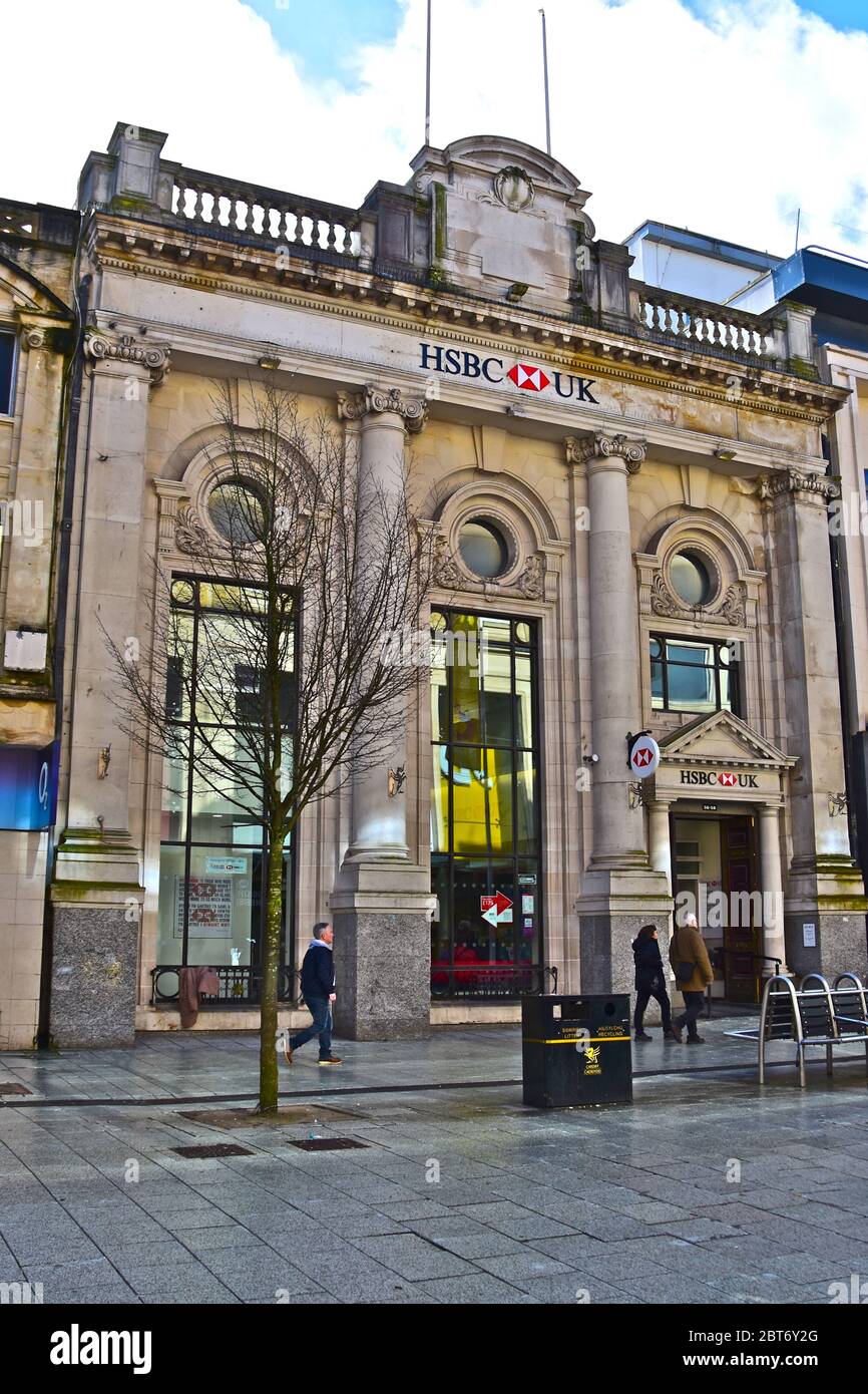 The imposing facade of the HSBC Bank building (formerly Midland Bank) located in Cardiff City Centre.It features an impressive and lofty banking hall Stock Photo