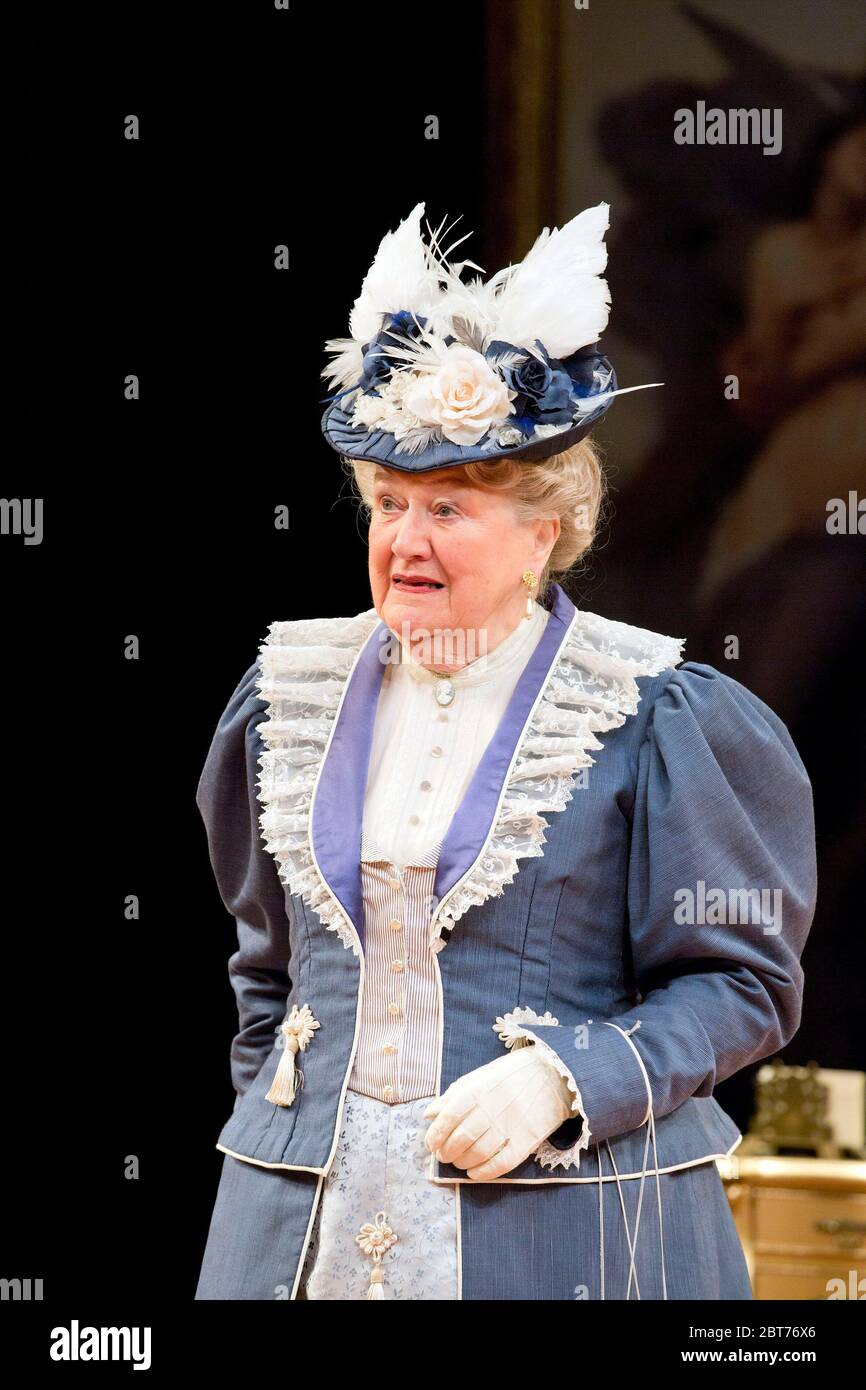 Patricia Routledge (Lady Markby) in AN IDEAL HUSBAND by Oscar Wilde at the Chichester Festival Theatre, West Sussex, England 27/11/2014 design: Simon Higlett  lighting: Howard Harrison  director: Rachel Kavanaugh Stock Photo