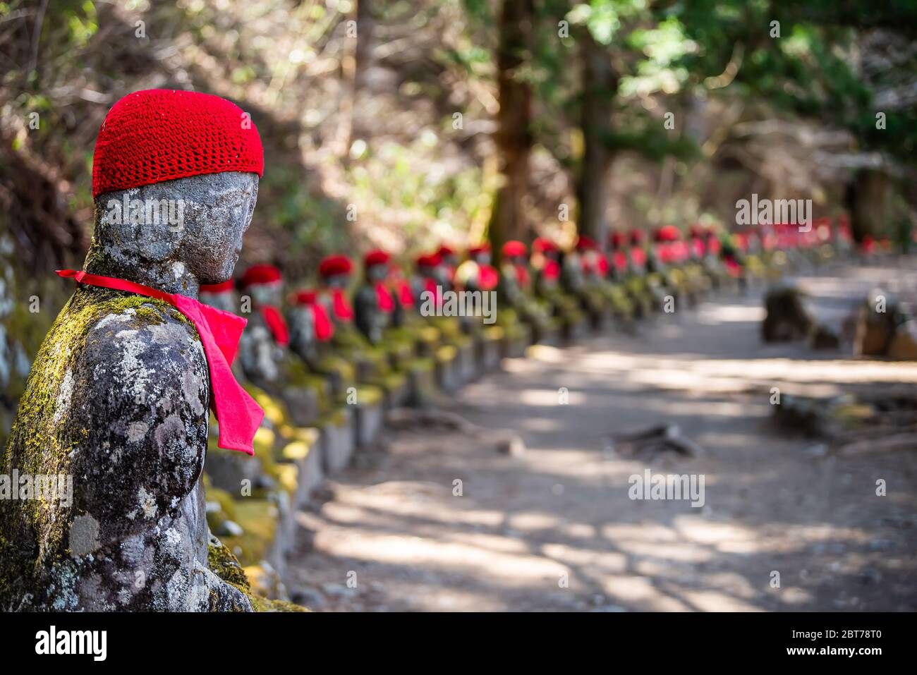 Hats and bibs jizo japan hires stock photography and images Alamy