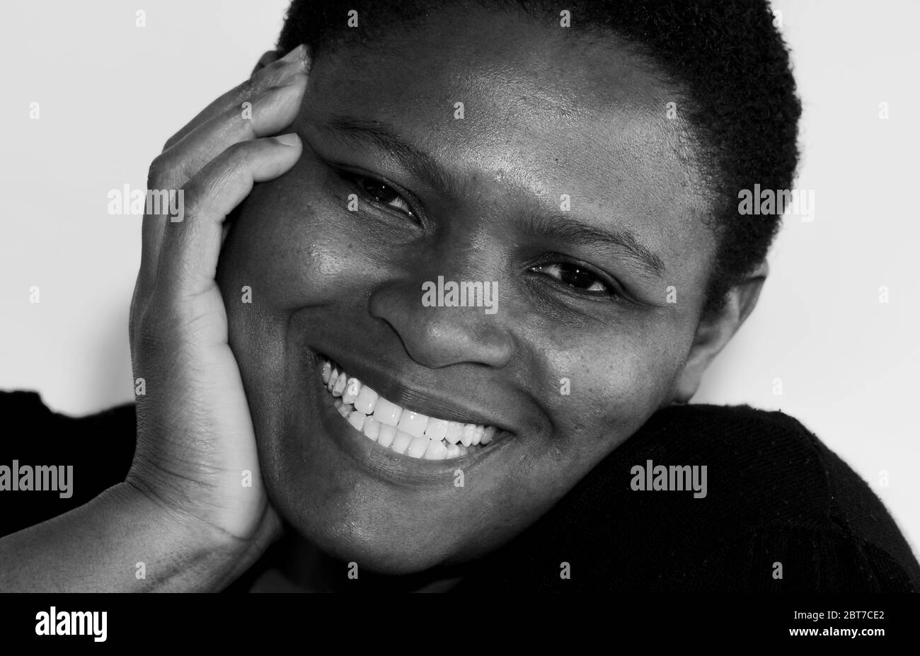 Smiling african lady Black and White Stock Photos & Images - Alamy