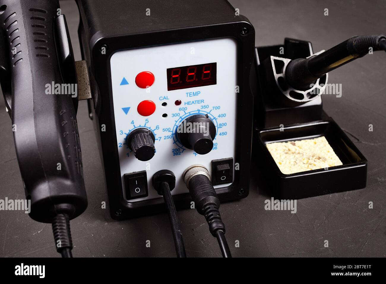 Soldering station hi-res stock photography and images - Alamy
