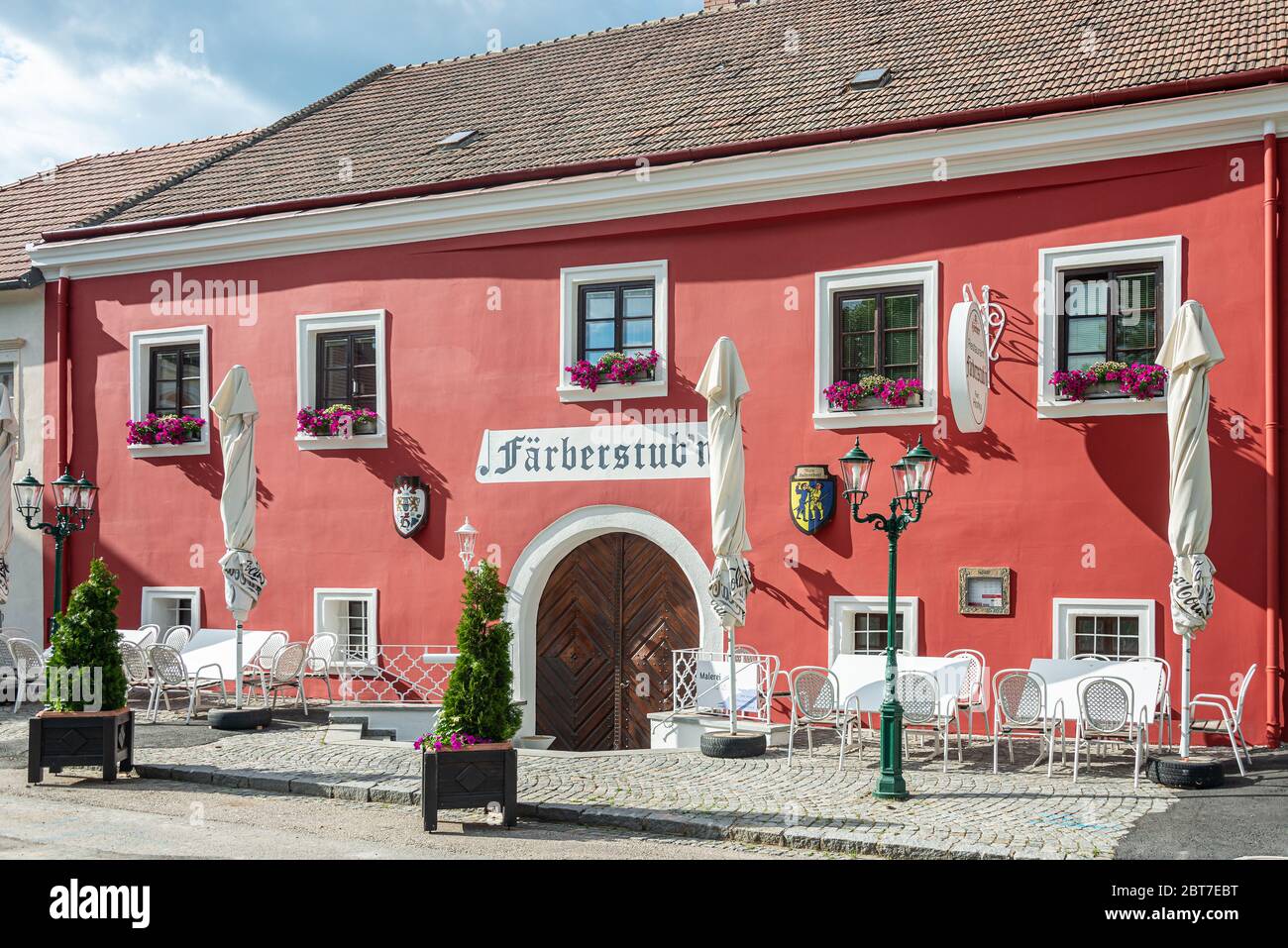 Beautiful Houses and Facades on the historical Main Square of Hadersdorf-Kammern Stock Photo