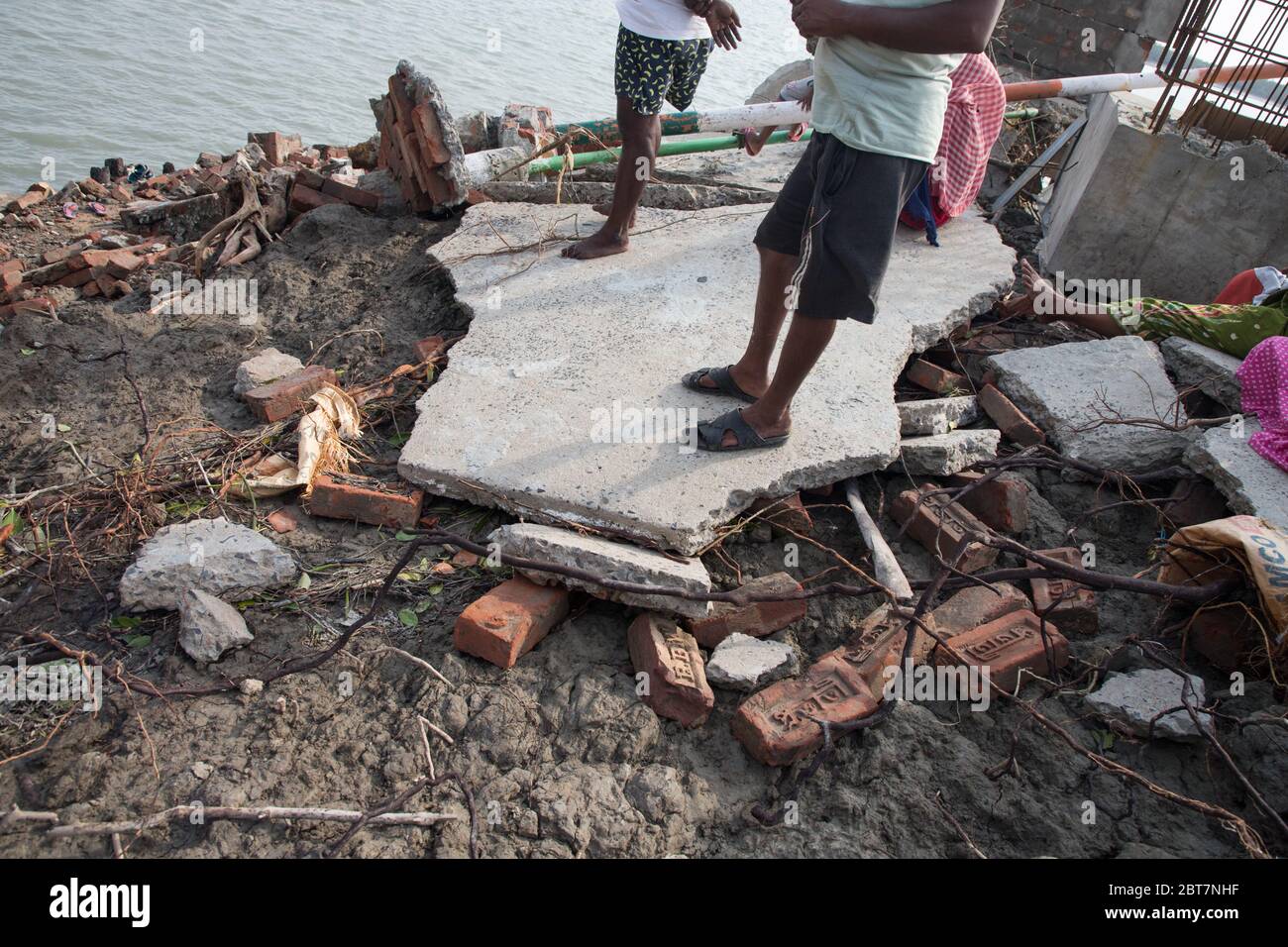 Jharkhali, India. 22nd May, 2020. The main bridge of jetty of the jetty ghat of Sunderbans got broken in super cyclone Amphan. (Photo by Jit Chattopadhyay/Pacific Press/Sipa USA) Credit: Sipa USA/Alamy Live News Stock Photo