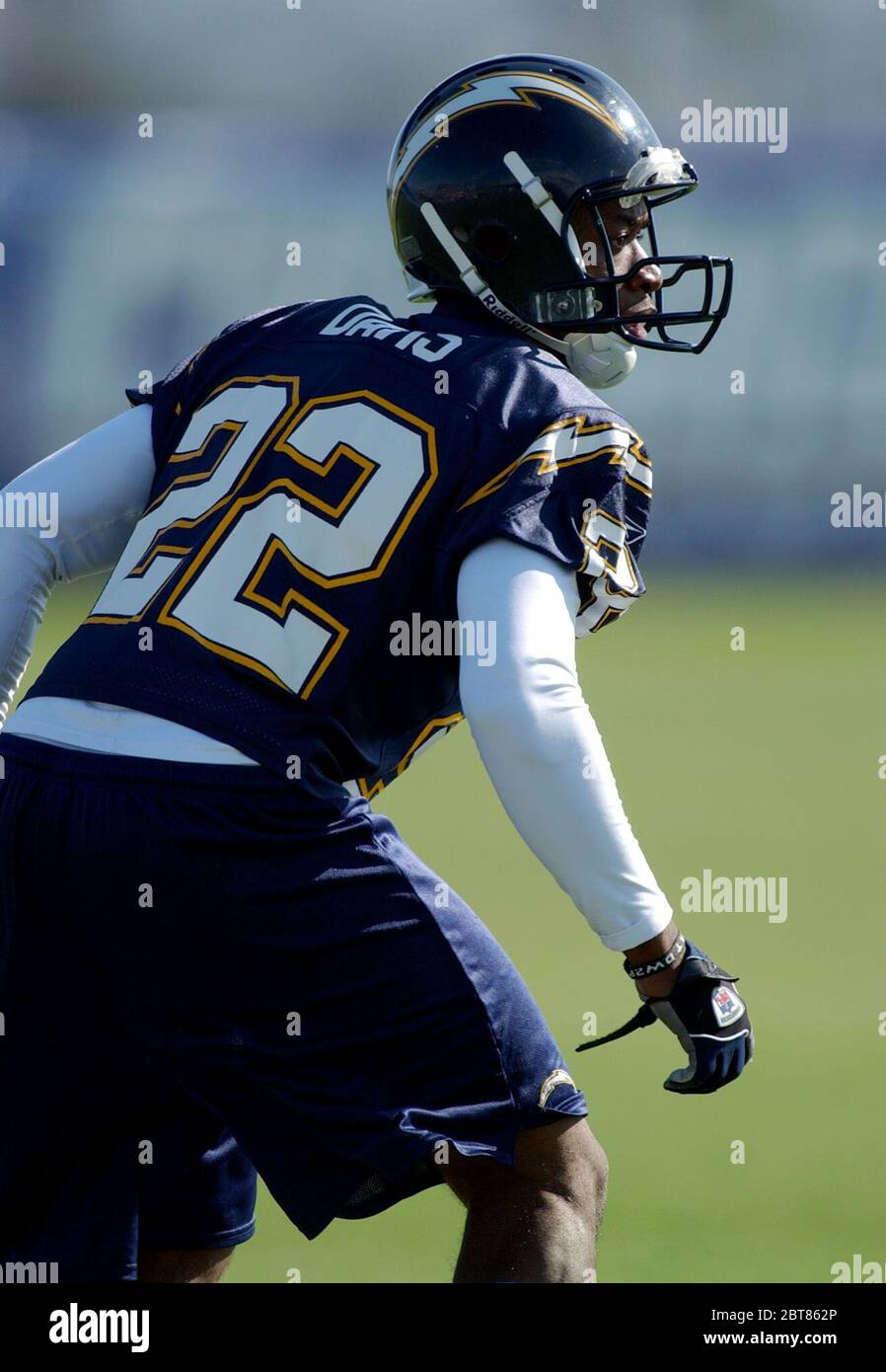 Carson, United States. 28th July, 2003. San Diego Chargers quarterback Drew  Brees drops back to pass during training camp at Cal State Dominguez Hills  in Carson, Calif on Monday, July 28, 2003.