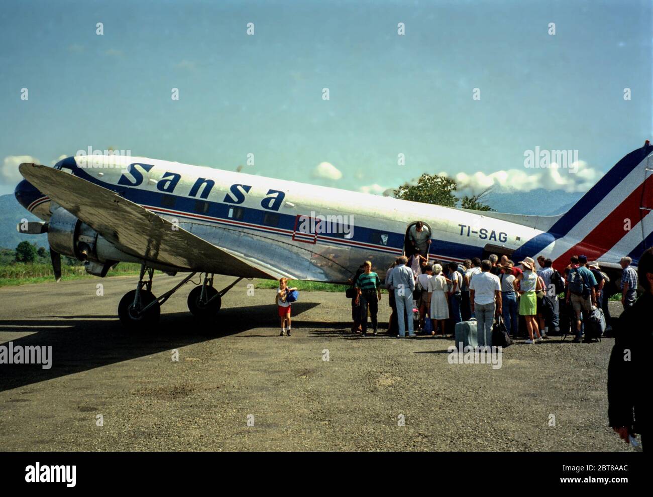 DC 3 leaving Quepos landing strip Stock Photo