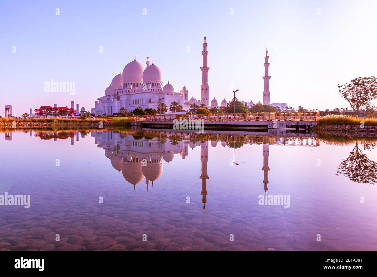 sheikh zayed grand mosque in abu dhabi, UAE Stock Photo