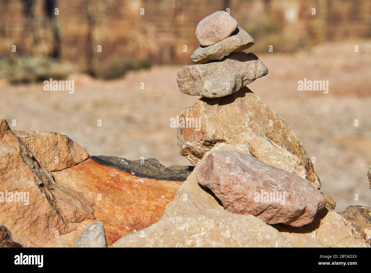 Pile rocks stacked together hi-res stock photography and images - Alamy
