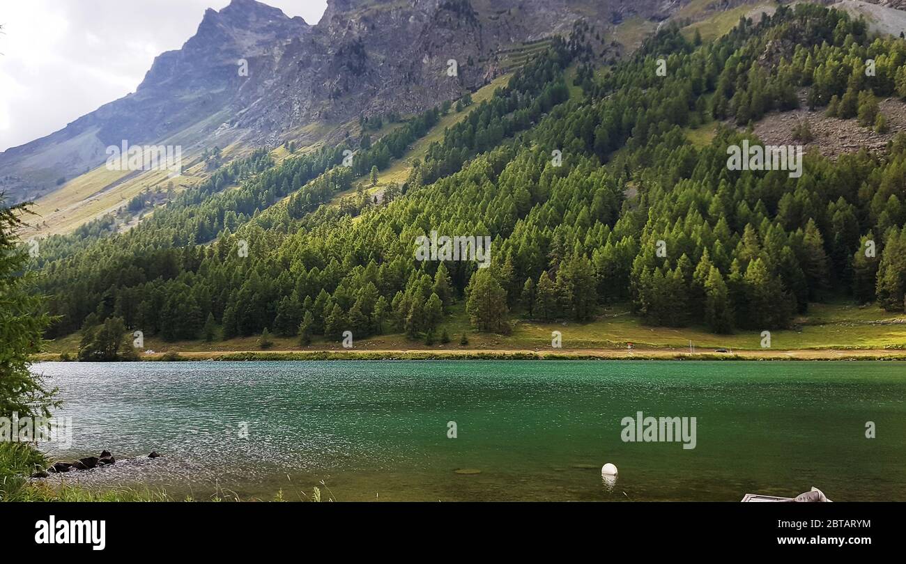 Gorgeous lake view hi-res stock photography and images - Alamy