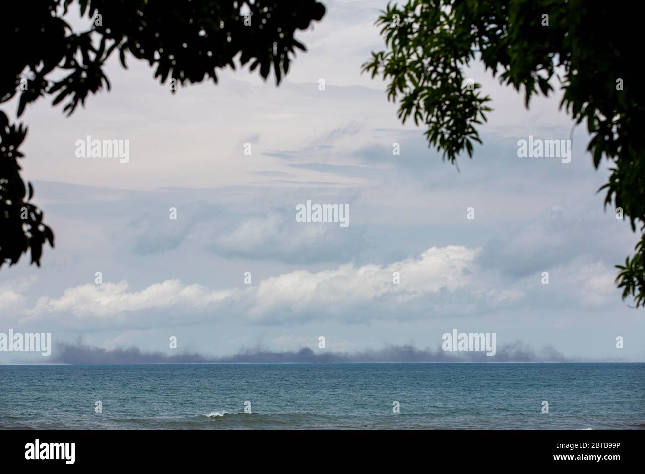 Stunning views cross Lake Malawi, Beaches and cystal clear water, dry season, Malawi, South-East-.Africa Stock Photo