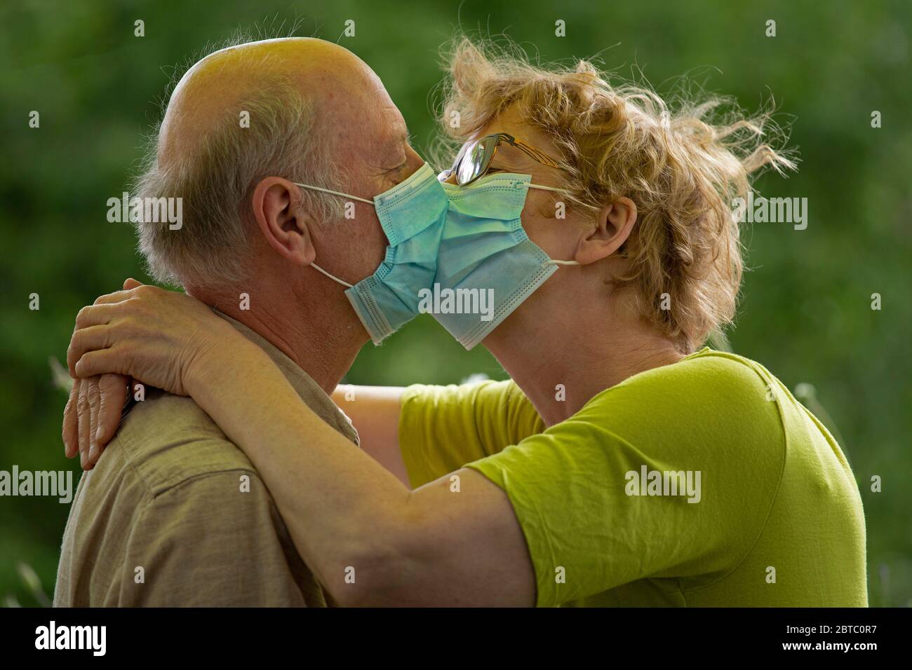 kissing in times of Corona, Germany Stock Photo