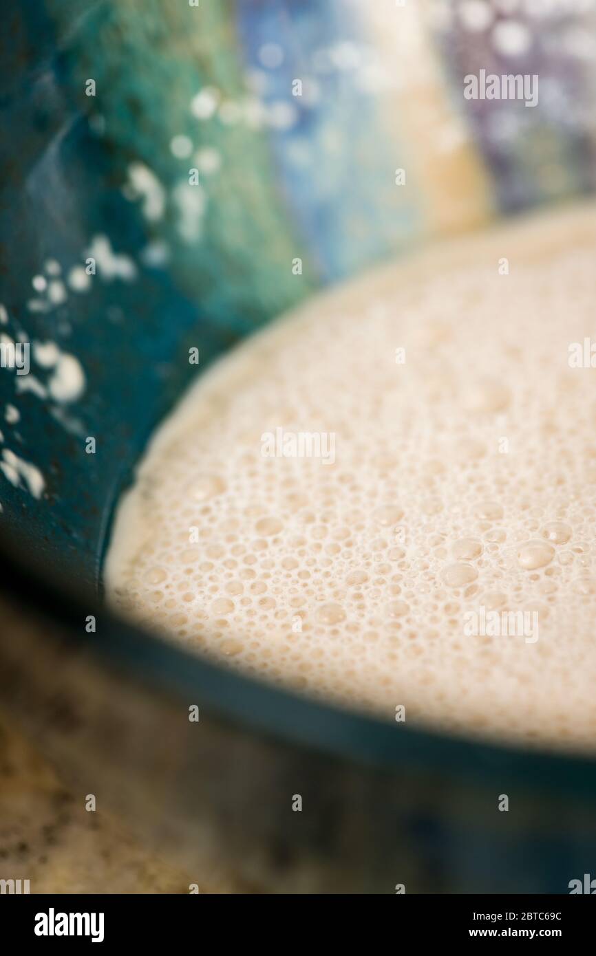 Bread yeast bubbling hires stock photography and images Alamy