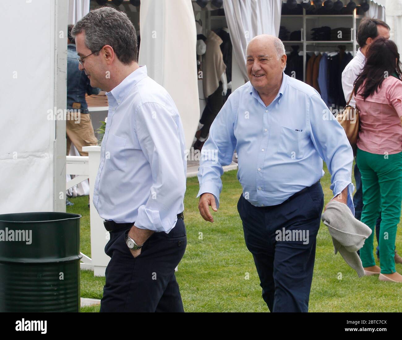Amancio ortega hi-res stock photography and images - Page 4 - Alamy