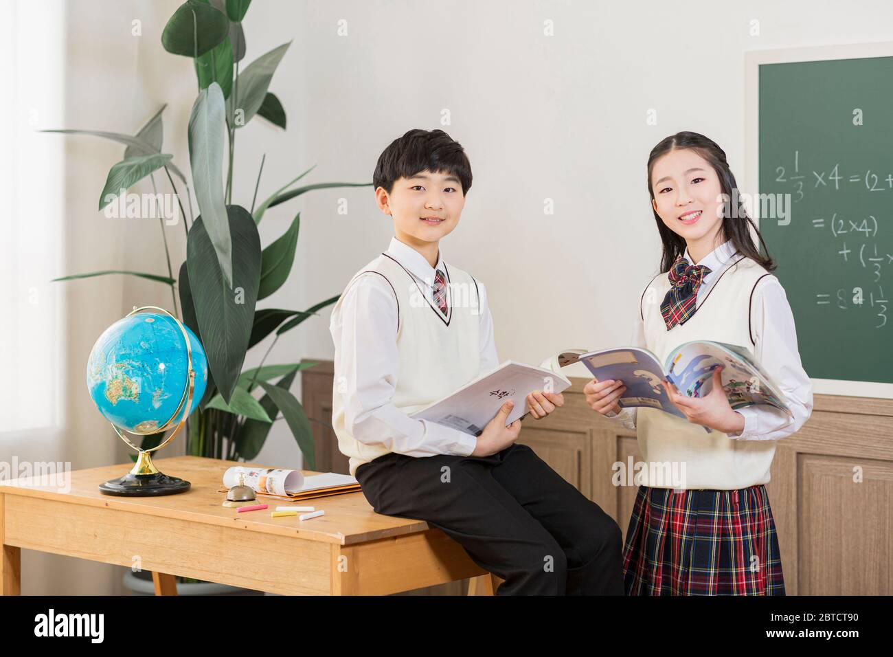 Group of school students portrait, happy smiling male and female ...
