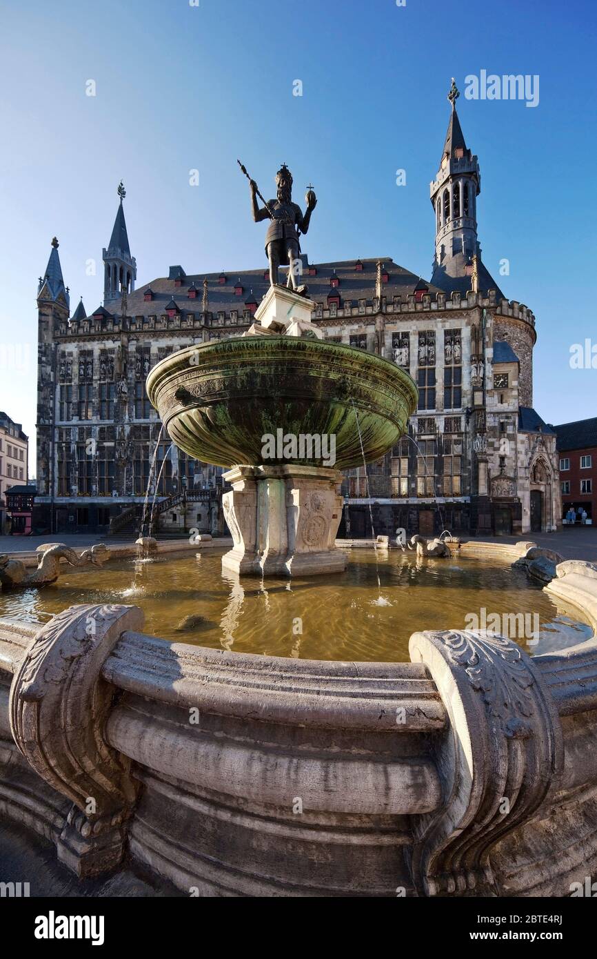 Karlsbrunnen (fountain) in front of city hall in the old city, Germany, North Rhine-Westphalia, Aix-la-Chapelle Stock Photo