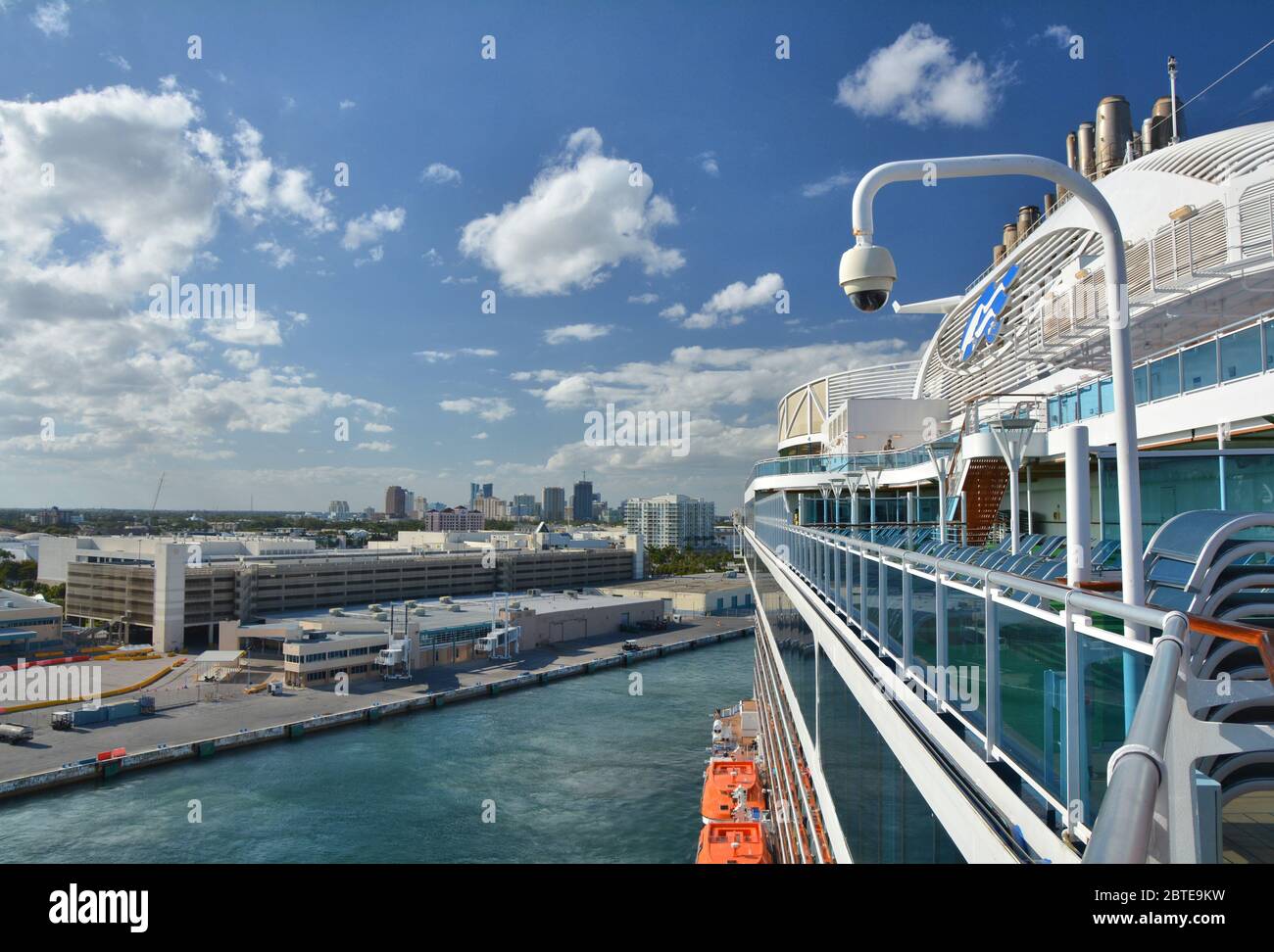 Royal princess ship hi-res stock photography and images - Alamy