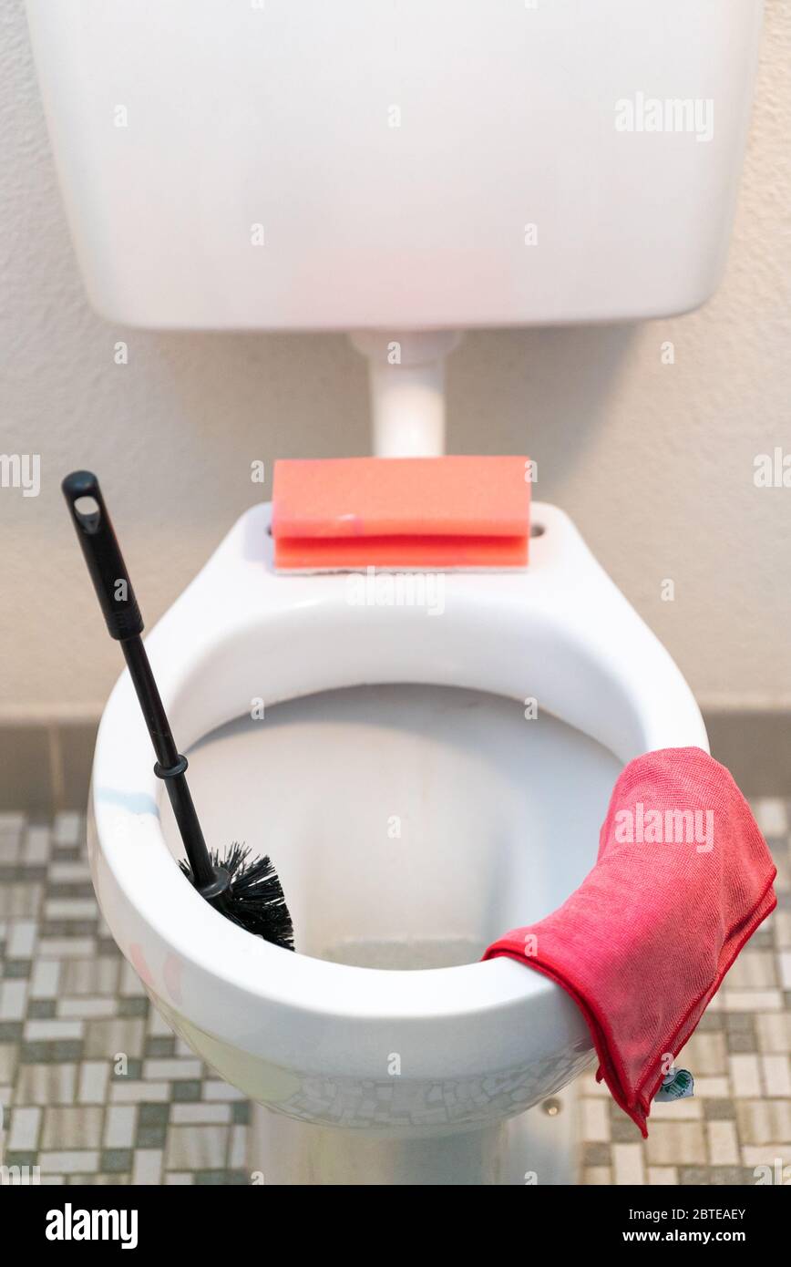 Bathroom supplies hi-res stock photography and images - Alamy