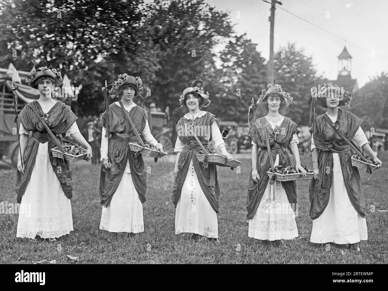 Participants in suffrage pageant and parade ca. 1913 Stock Photo