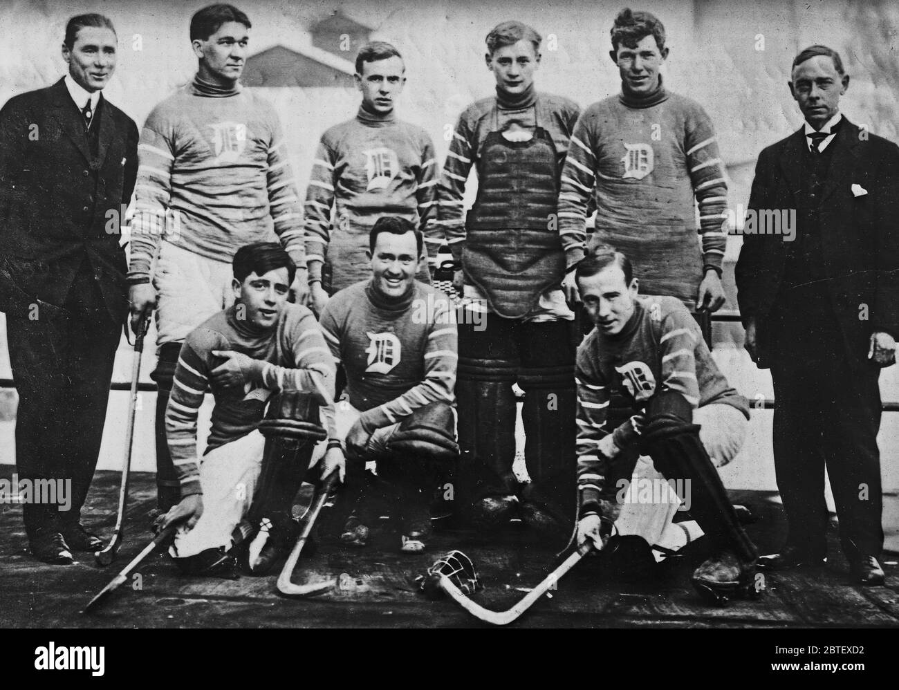 Photograph shows players with roller skates who are members of a roller hockey team. At the turn of the twentieth century roller hockey was also known as roller polo. Stock Photo