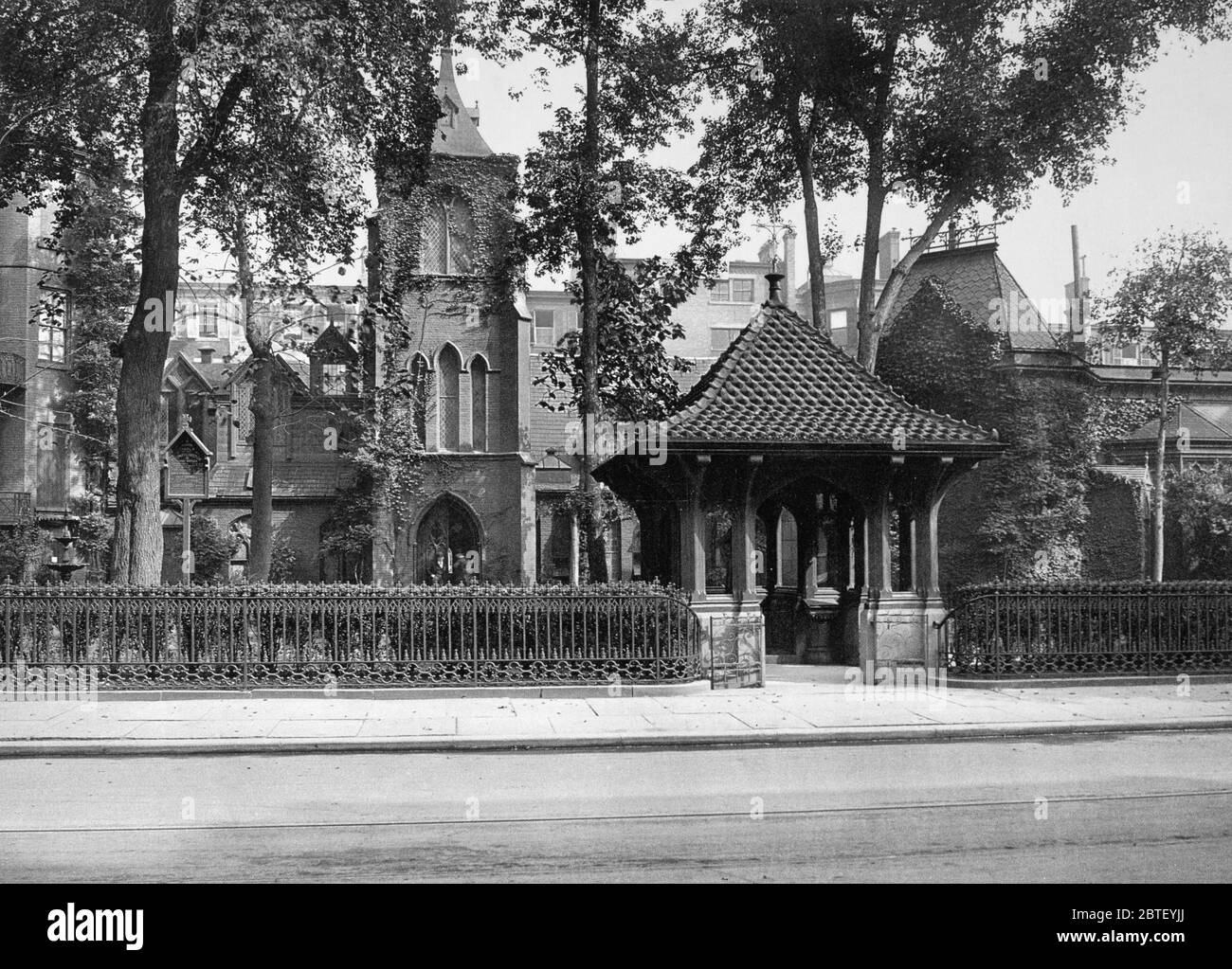 The Little Church Around the Corner, New York City ca. 1900 Stock Photo