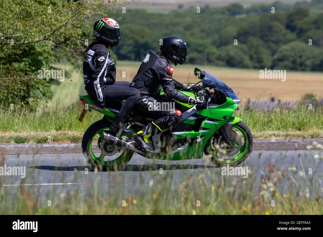 Kawasaki zx600 j2 hi res stock photography and images Alamy