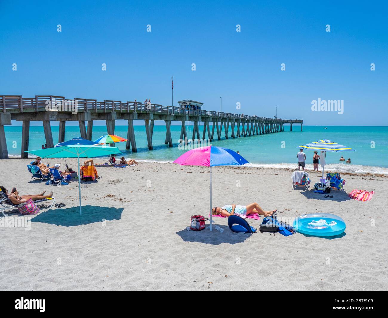 Fishing Pier And Brohard Park Beach On The Gulf Of Mexico In Venice 