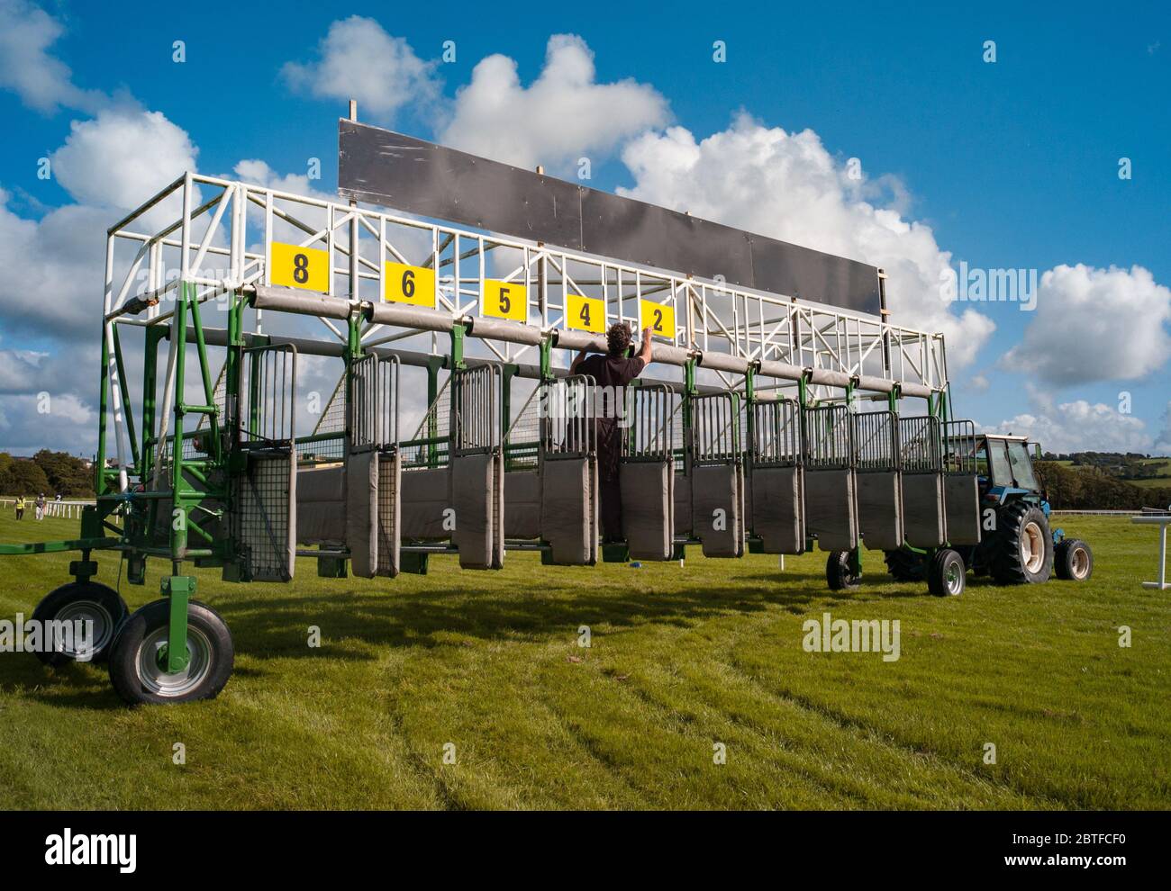Page 3 Starting Gate High Resolution Stock Photography And Images Alamy