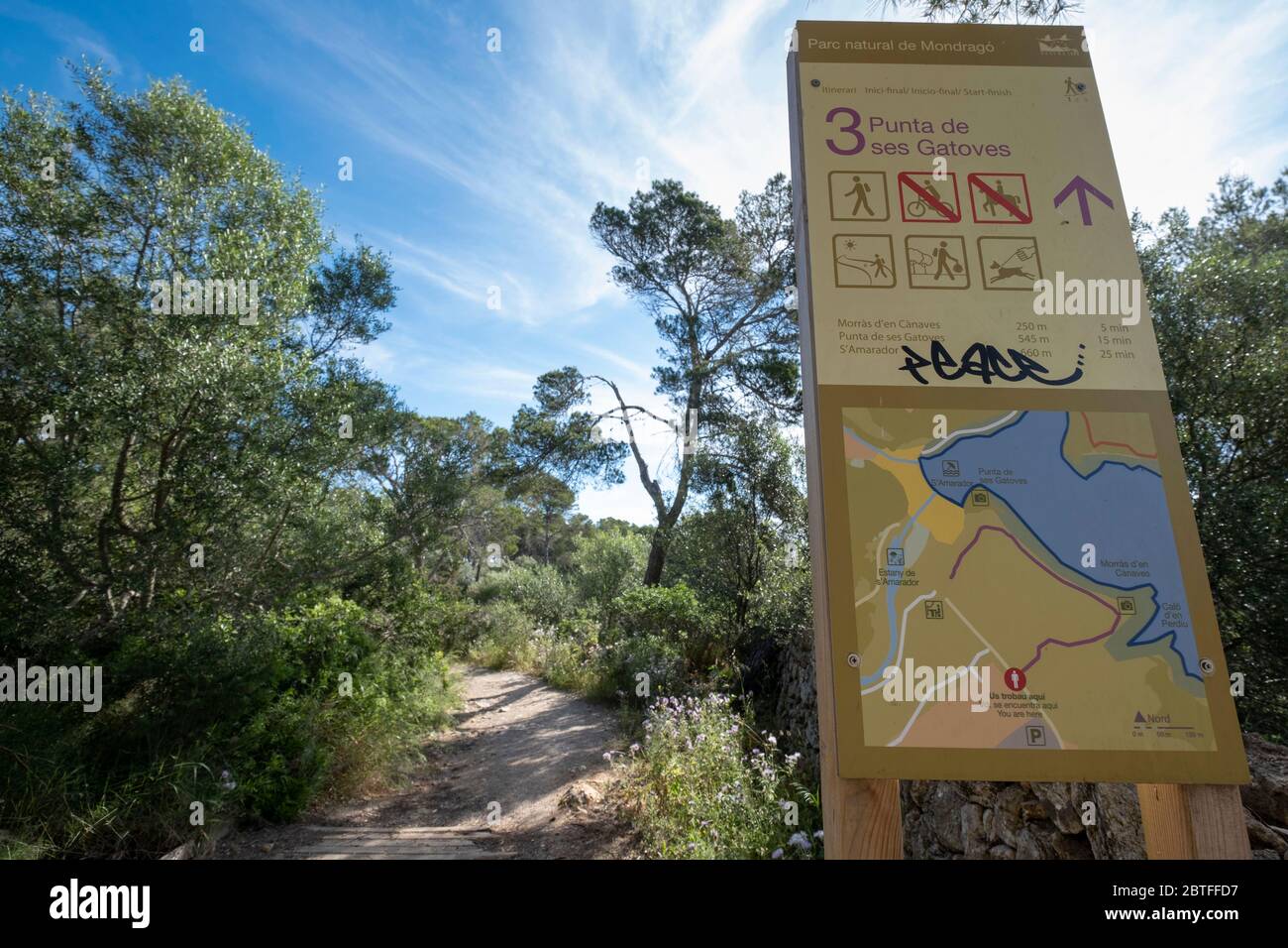 start of the route Punta De Ses Gatoves, Mondragó Natural Park, Santanyí municipal area, Mallorca, Balearic Islands, Spain. Stock Photo