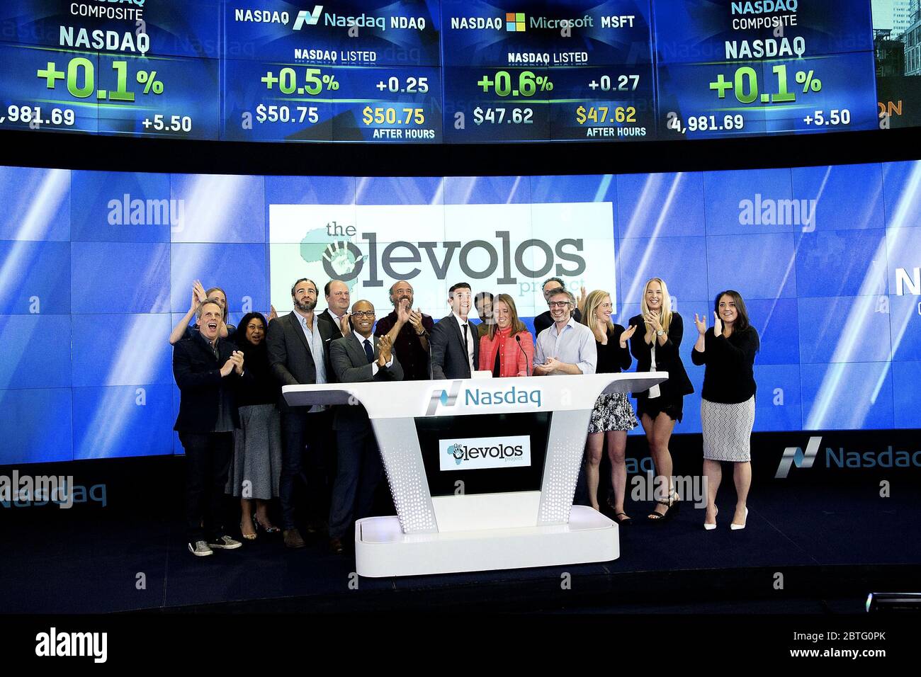 Nasdaq bell hi-res stock photography and images - Alamy