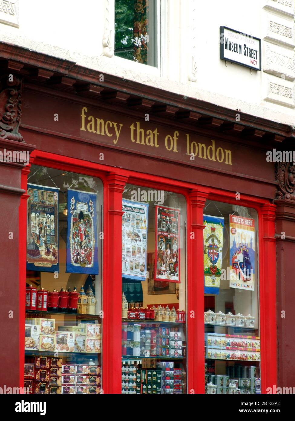 Gift Shop, Nr. British Museum, London, England Stock Photo Alamy