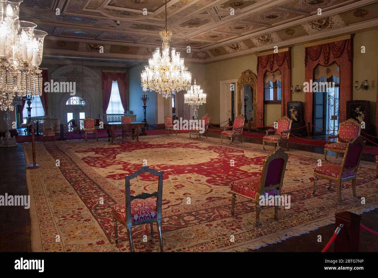 The ornate interior of Dolmabahce Palace, Istanbul Stock Photo