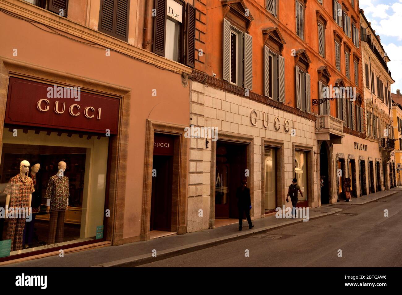 Gucci store in rome italy hi-res stock photography and images - Alamy