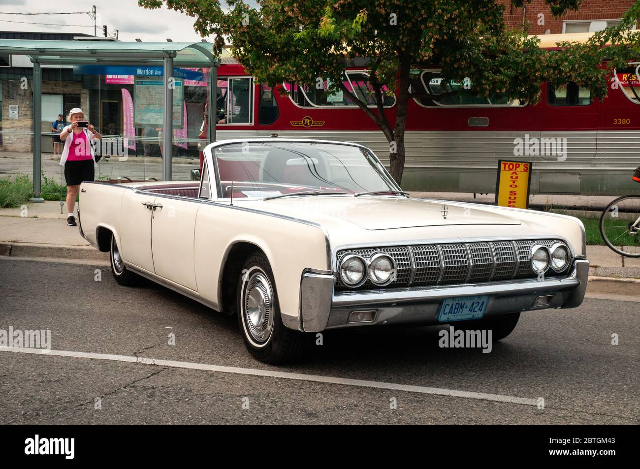TORONTO, CANADA - 08 18 2018: 1964 Lincoln Continental convertible oldtimer car made by Lincoln, a division of the American automaker Ford Motor Stock Photo