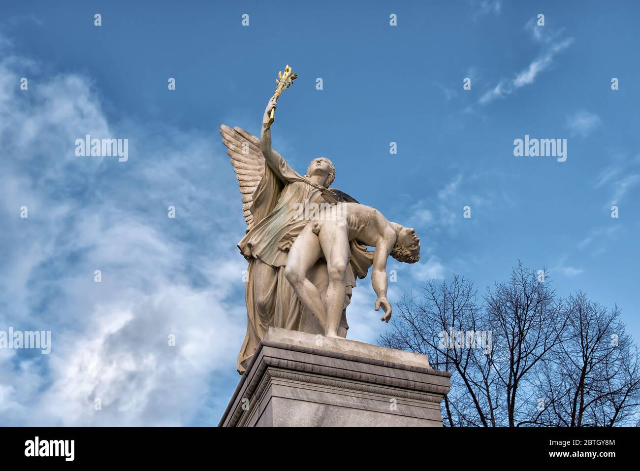 Berlin, Germany - December 9, 2019: The sculpture on the Schloss Bridge  Schlossbruecke - Greek goddess Nike takes the fallen hero to Olympus. By  Augus Stock Photo - Alamy
