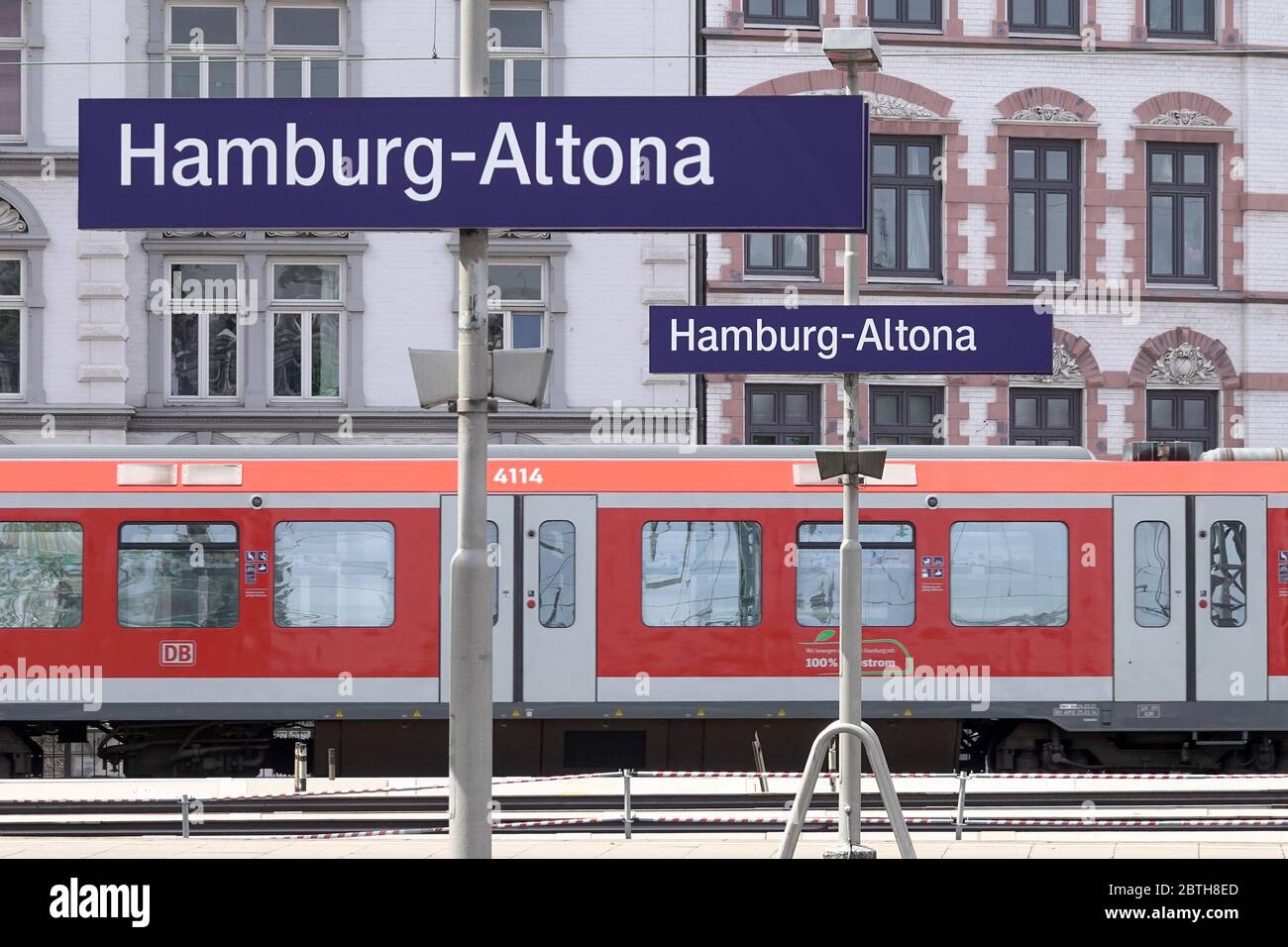 Hamburg Altona Station High Resolution Stock Photography and Images - Alamy