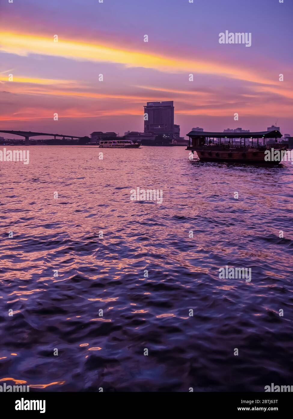 The Twilight and Sunset at Chao Phraya River Stock Photo - Alamy
